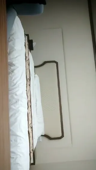 [대루가 사는 것은 의미가 없다주] 겉모습이 달콤한 꽃팔 문신, 팬티 단추 구멍을 헤치고 69가 서로 핥는 다양한 자세로 번갈아 출력한다