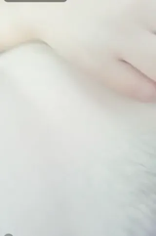 동북 형님은 24세 실연 여동료를 데리고 들낚시 기분 전환 여동생이 술에 취해 차 안에서 쉬고 형님은 어쩔 수 없이 차 안의 풀시체를 가지고 있다