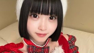 FC2-PPV-4673769 I got the super cute Yuna to do some Christmas cosplay