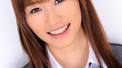 [유모] SERO-055 [Sokunuki] A girl in uniform who gets her pussy wet with a finger fuck on the train and gets ejaculated in her mouth with Deep Throating! I rubbed my pussy with my hand and put my finger inside. Another man is played to insert a cock into hi