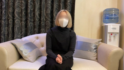 [노모] FC2-PPV-4647864 A 27-year-old hairdresser with an erotic gap. She loses herself in a long time of being fucked and moans.