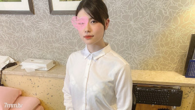 [노모] FC2-PPV-1818561 A beautiful teacher in the health room of a prestigious university graduate. A large amount of vaginal cum shot in a big pussy with sweaty sex that released desires & a large amount of facial cumshots in black glasses with a thick blo