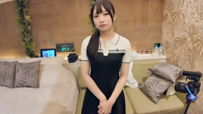 [노모] FC2-PPV-4761731 19 살짜리 아이의 외모와는 달리, 그녀는 극도로 에로틱하고 질은 기분이 좋습니다.