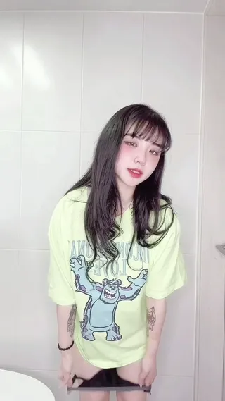 유튜버 이치 팬트리 1 | 한국야동 고화질 스트리밍