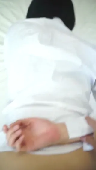 어설픈 사까시 뒷치기로 보답 | 한국야동 고화질 스트리밍