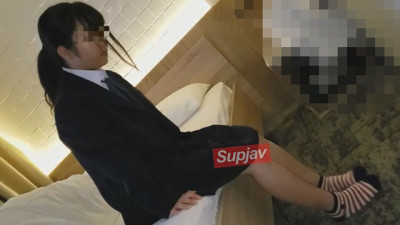 FC2-PPV-1327117 [Individual photo] Prefectural general education department ① Freshman. Wearing a hand-me-down uniform, he cries with an old man's raw dick before the entrance ceremony.